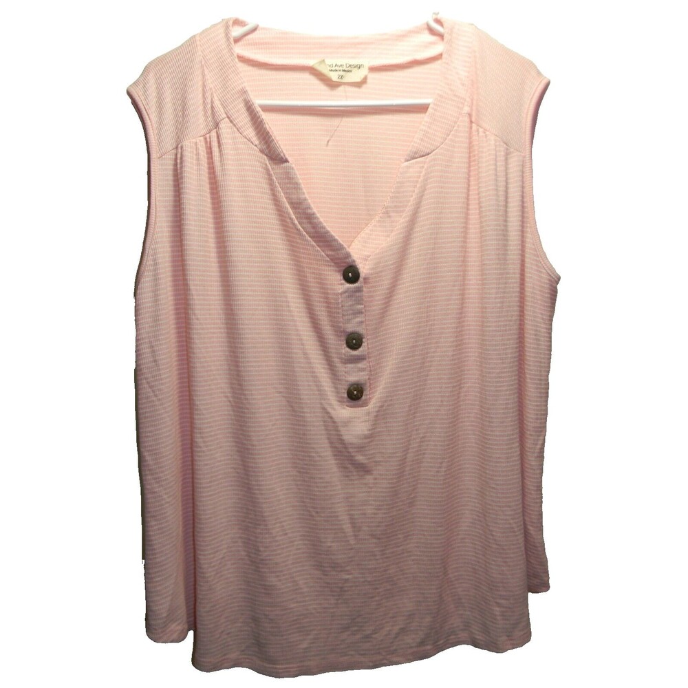 Grand Ave Design Plus 2X Tank Pink White Ribbed Sleeveless Wooden Buttons NWOT - Picture 2 of 4